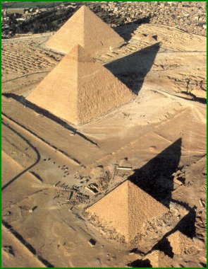 pyramide04.jpg
